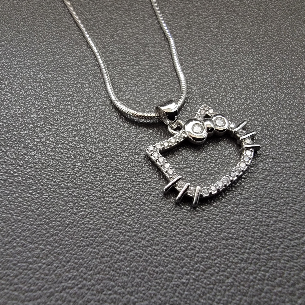 Hello Kitty Diamond Pavé Pendant White Gold Plated on 925 Snake Chain